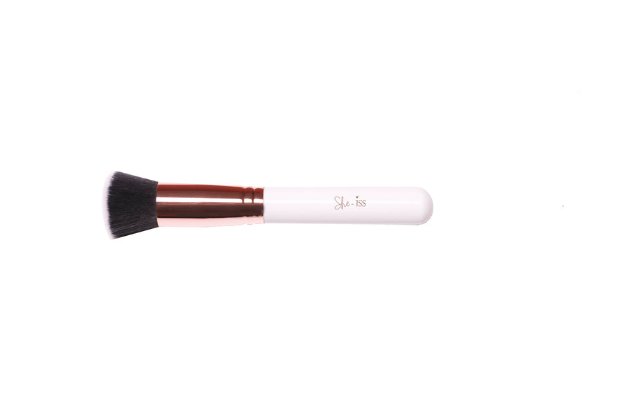 SHE-ISS Flat Kabuki Brush